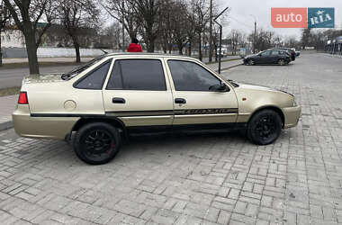 Седан Daewoo Nexia 2011 в Черкасах