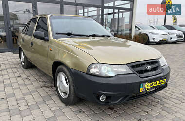 Седан Daewoo Nexia 2011 в Мукачевому