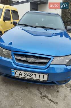 Седан Daewoo Nexia 2012 в Умані