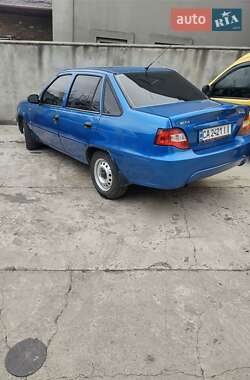 Седан Daewoo Nexia 2012 в Умані