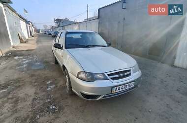 Седан Daewoo Nexia 2012 в Киеве