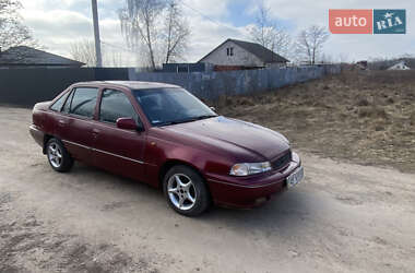 Седан Daewoo Nexia 1997 в Гнивани