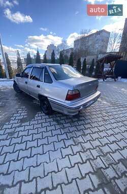 Седан Daewoo Nexia 2007 в 