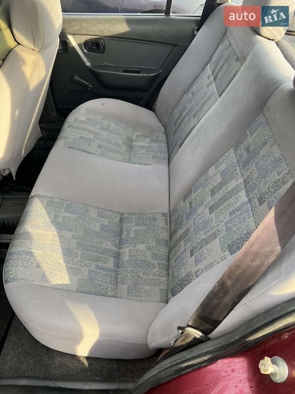 Седан Daewoo Nexia 2011 в Луцке