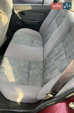 Седан Daewoo Nexia 2011 в 