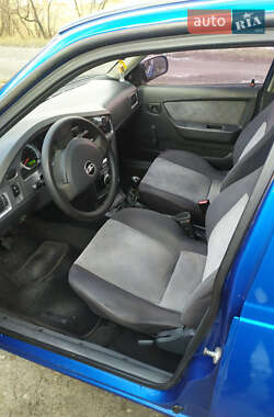 Седан Daewoo Nexia 2012 в 
