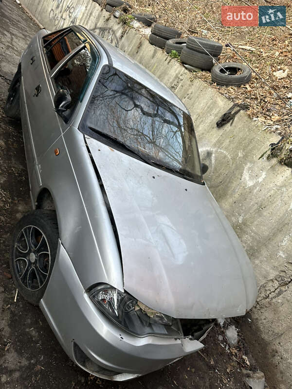 Седан Daewoo Nexia 2010 в Хмельницком