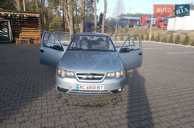 Седан Daewoo Nexia 2011 в 