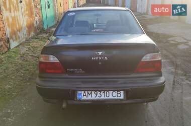 Седан Daewoo Nexia 1997 в 