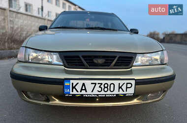 Седан Daewoo Nexia 2008 в 