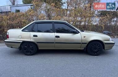 Седан Daewoo Nexia 2008 в 