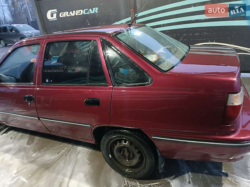 Седан Daewoo Nexia 2008 в Коростені
