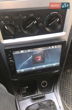 Седан Daewoo Nexia 2012 в 