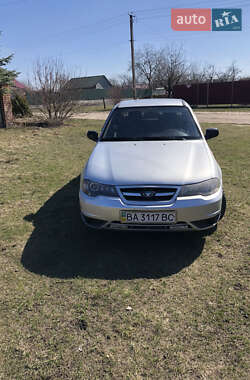 Седан Daewoo Nexia 2013 в 