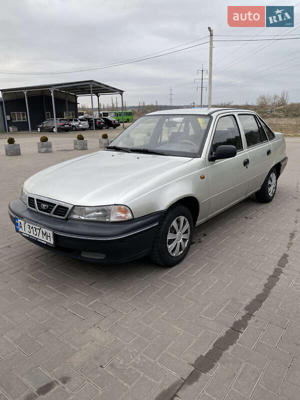 Седан Daewoo Nexia 2006 в 