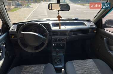 Седан Daewoo Nexia 2007 в 