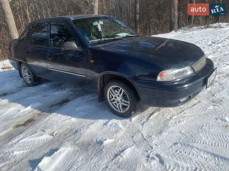 Седан Daewoo Nexia 2008 в Ильинцах