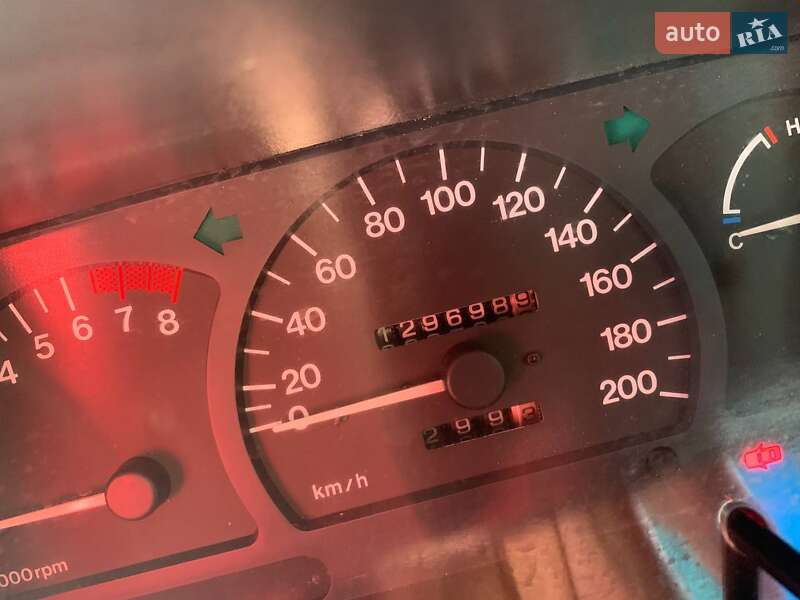 Седан Daewoo Nexia 2008 в Ильинцах
