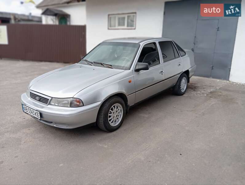 Седан Daewoo Nexia 1995 в Калинівці