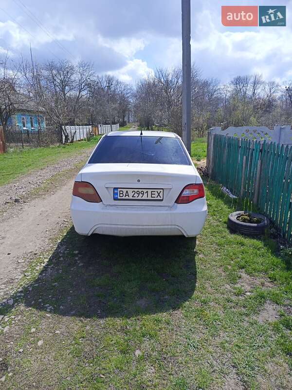 Daewoo Nexia 2011