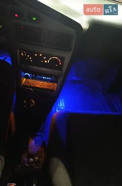 Седан Daewoo Nexia 2011 в 