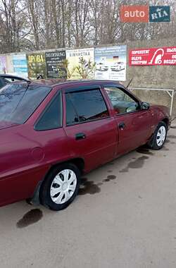 Седан Daewoo Nexia 2009 в 