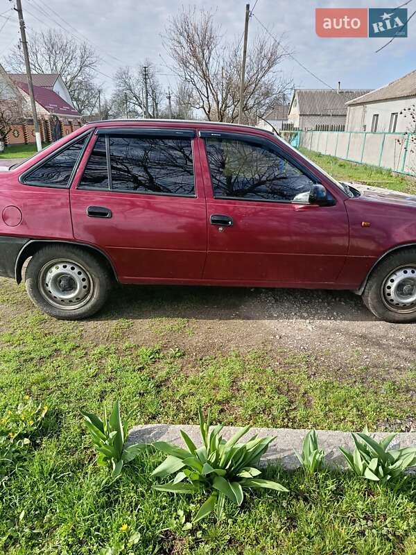 Седан Daewoo Nexia 2011 в Верхнеднепровске