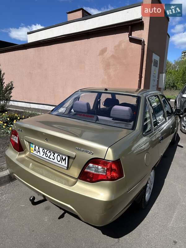 Daewoo Nexia 2011
