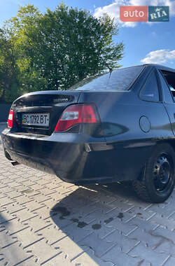 Седан Daewoo Nexia 2008 в 