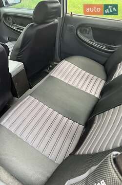 Седан Daewoo Nexia 2006 в 