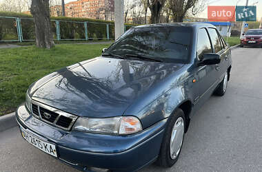 Седан Daewoo Nexia 2004 в Кривому Розі