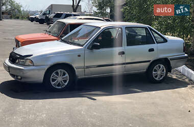 Седан Daewoo Nexia 2006 в 