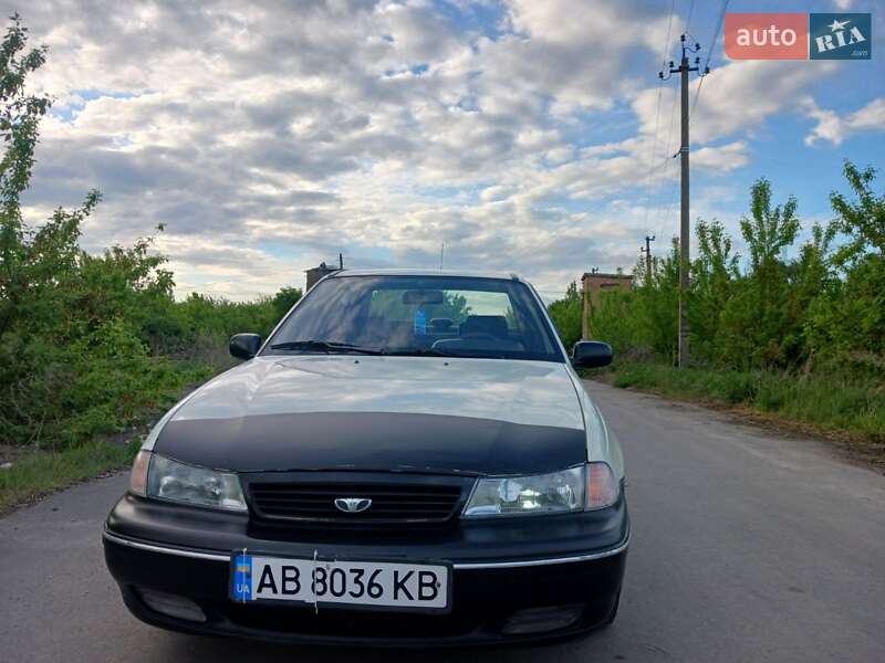 Седан Daewoo Nexia 2007 в 