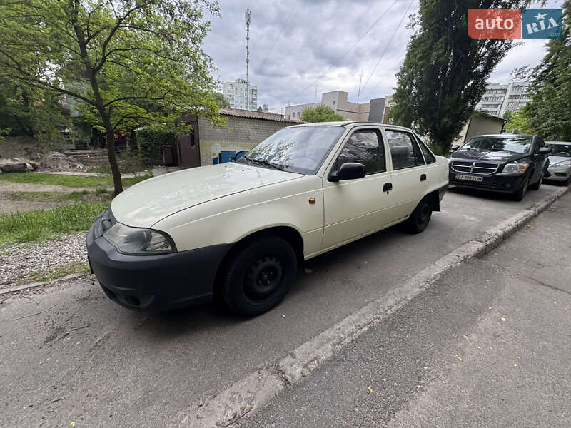 Седан Daewoo Nexia 2011 в Києві
