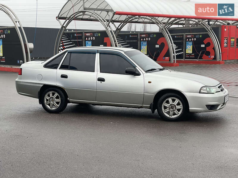 Седан Daewoo Nexia 2008 в Полтаві