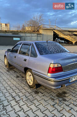 Седан Daewoo Nexia 2008 в 