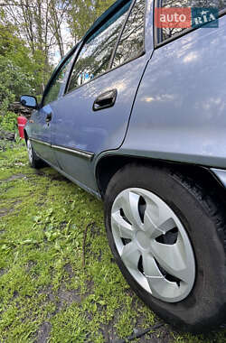 Седан Daewoo Nexia 2007 в 