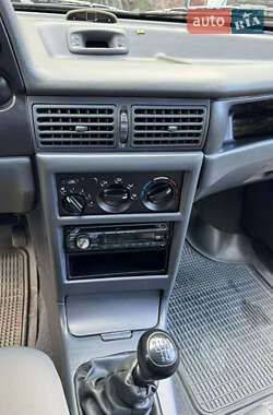 Седан Daewoo Nexia 2007 в 