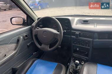 Седан Daewoo Nexia 2008 в 