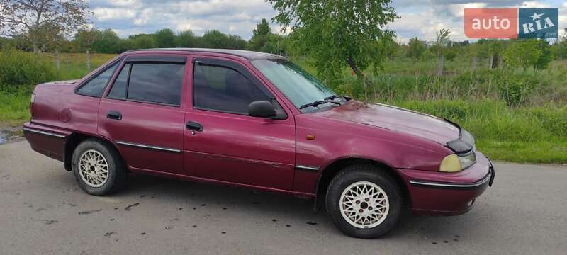 Седан Daewoo Nexia 2007 в Самборе