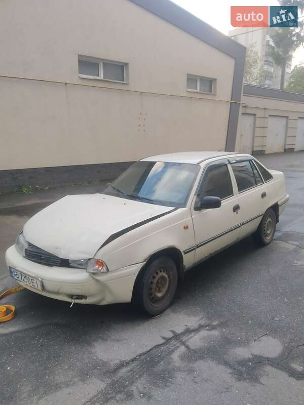 Седан Daewoo Nexia 2006 в 