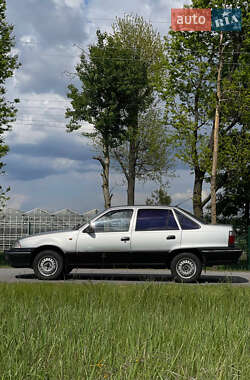 Седан Daewoo Nexia 2007 в 