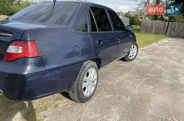 Седан Daewoo Nexia 2008 в 