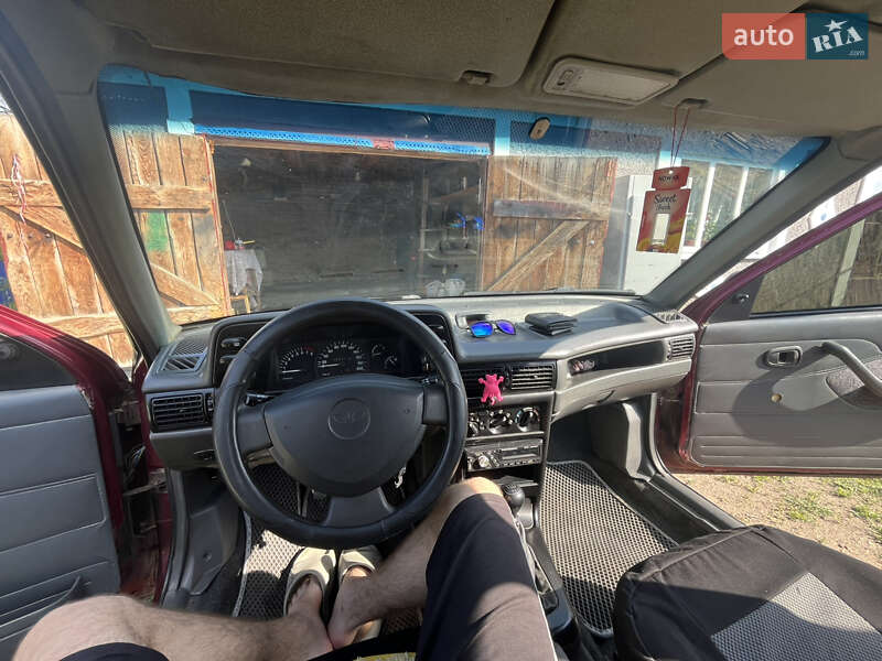 Седан Daewoo Nexia 2008 в Ольшанке
