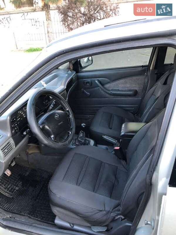 Седан Daewoo Nexia 2007 в Одесі