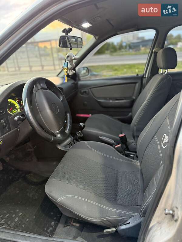 Седан Daewoo Nexia 2011 в Ковеле