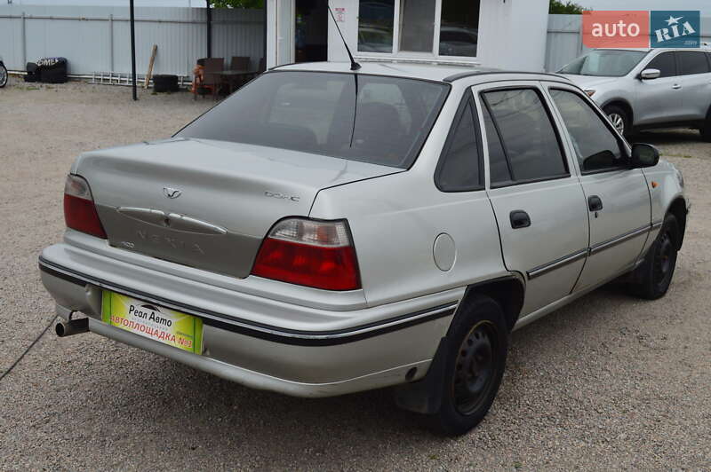 Седан Daewoo Nexia 2007 в Кропивницком