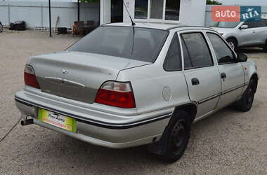 Седан Daewoo Nexia 2007 в 