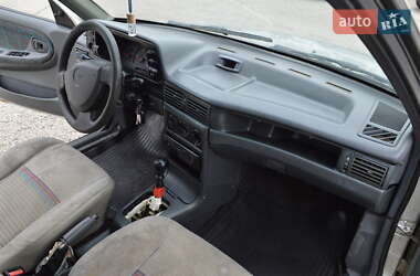 Седан Daewoo Nexia 2007 в 