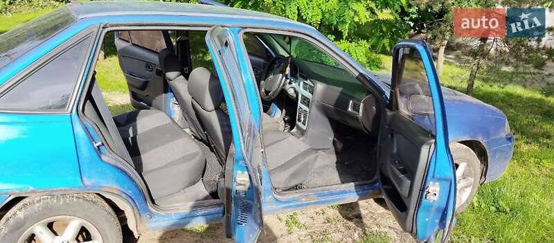 Седан Daewoo Nexia 2012 в Киеве
